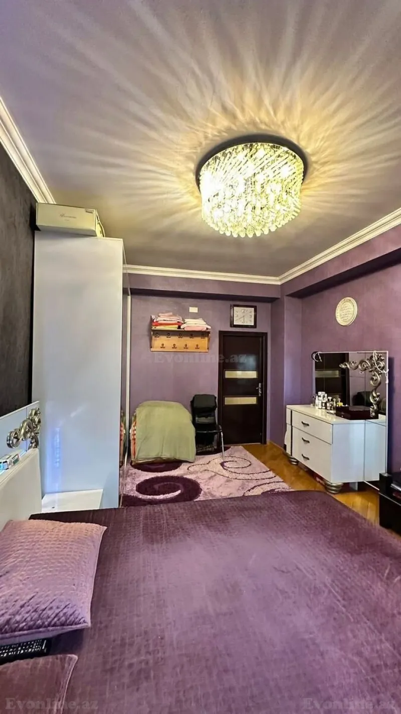 Satılır 3 otaqlı Mənzil Yeni tikili 130 m² Neftçilər m. - şəkil 3