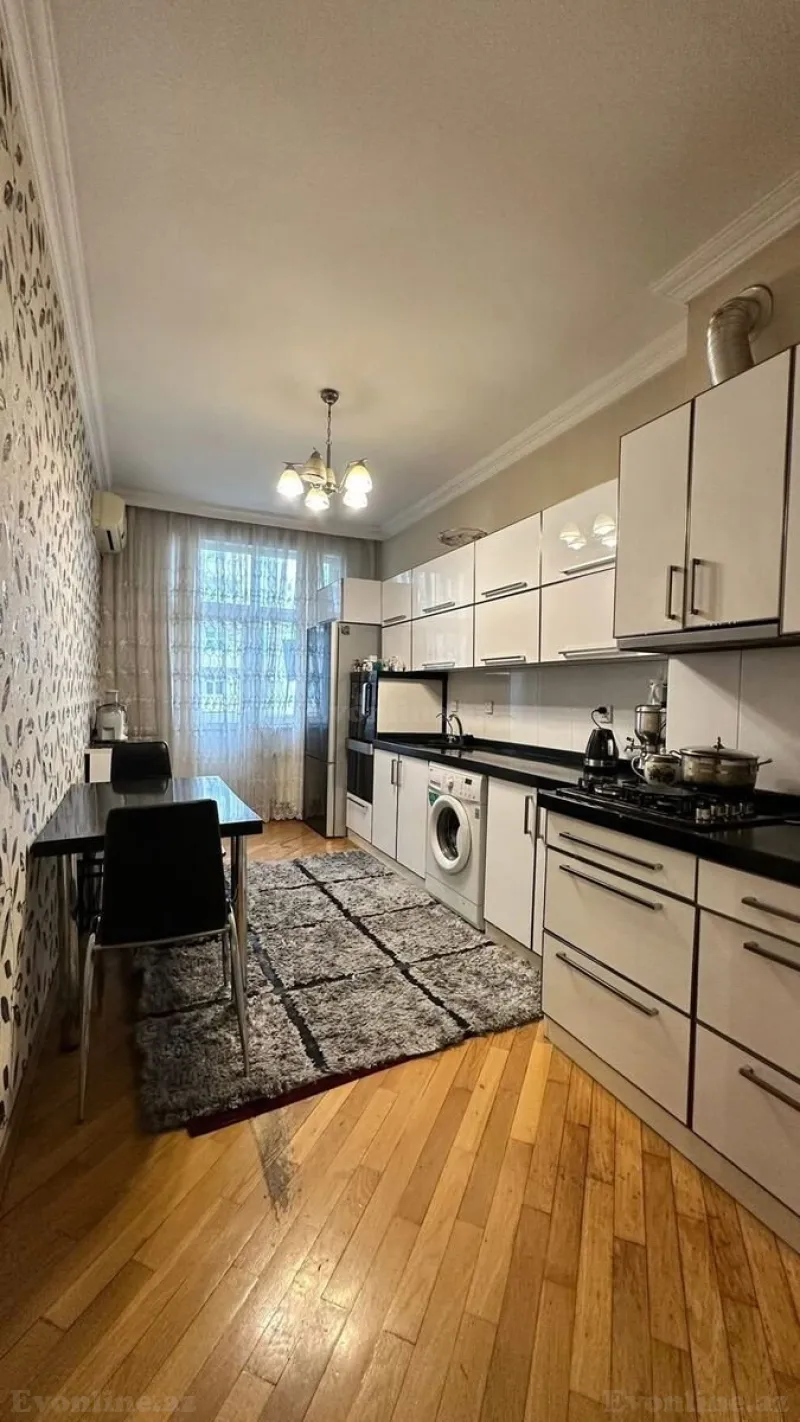 Satılır 3 otaqlı Mənzil Yeni tikili 130 m² Neftçilər m. - şəkil 9