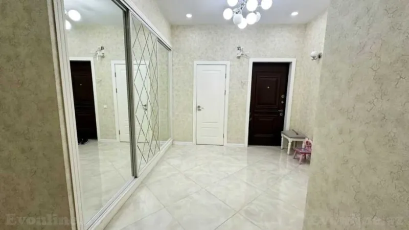 Satılır 3 otaqlı Mənzil Yeni tikili 125 m² Qara Qarayev m. - şəkil 22