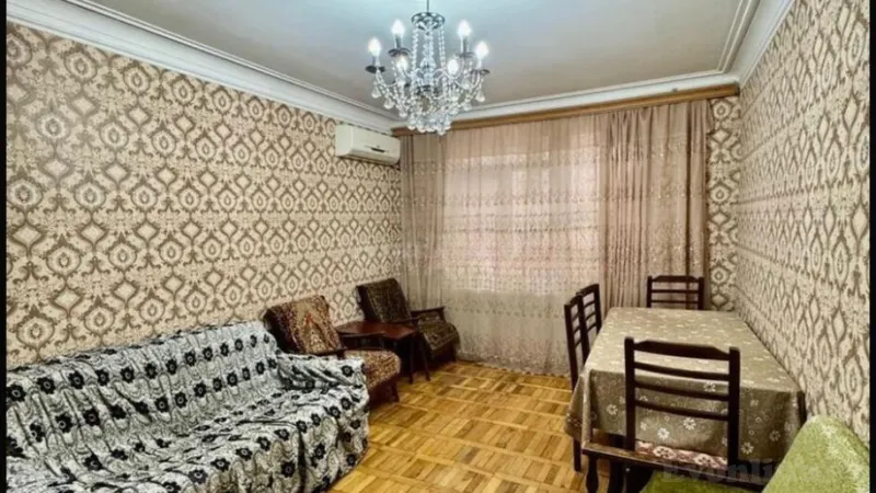 Satılır 2 otaqlı Mənzil Köhnə tikili 50 m² Elmlər Akademiyası m.