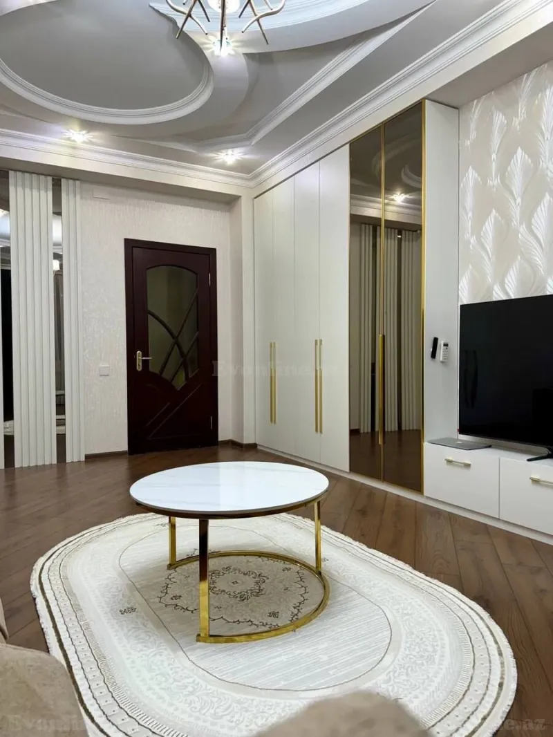 Satılır 2 otaqlı Mənzil Yeni tikili 100 m² Neftçilər m. - şəkil 2