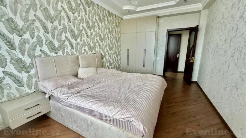 Satılır 2 otaqlı Mənzil Yeni tikili 100 m² Neftçilər m. - şəkil 5