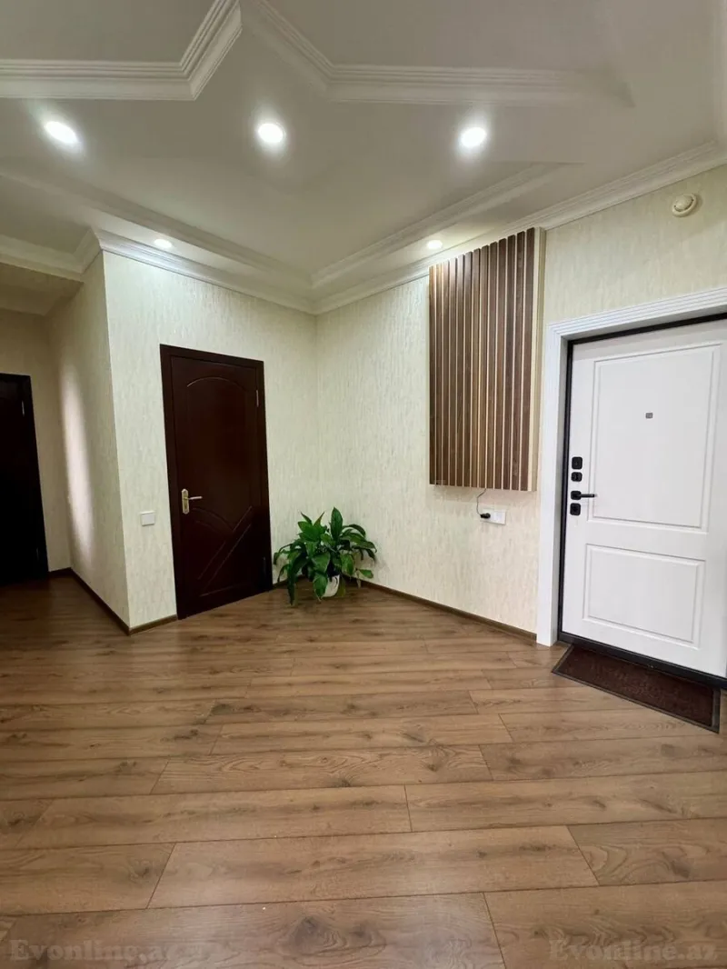 Satılır 2 otaqlı Mənzil Yeni tikili 100 m² Neftçilər m. - şəkil 9