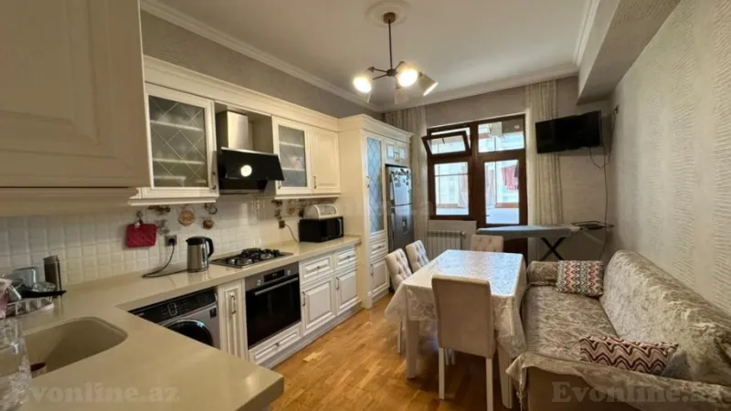 Satılır 3 otaqlı Mənzil Yeni tikili 130 m² Səbail r. - şəkil 5