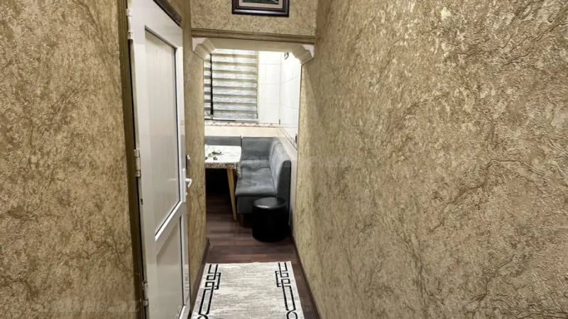 Satılır 2 otaqlı Mənzil Köhnə tikili 45 m² Lökbatan