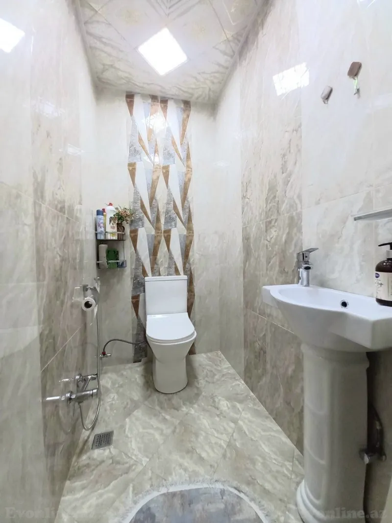 Satılır 2 otaqlı Mənzil Yeni tikili 90 m² Gənclik m. - şəkil 11