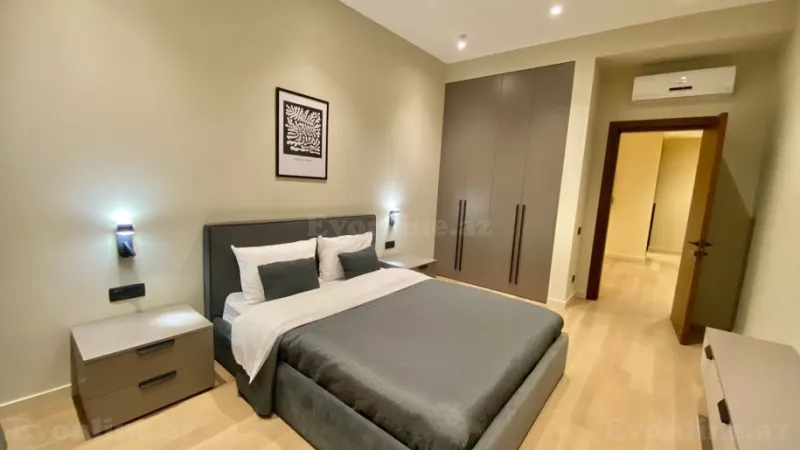 Kirayə verilir 3 otaqlı Mənzil Yeni tikili 140 m² Xətai r. - şəkil 9