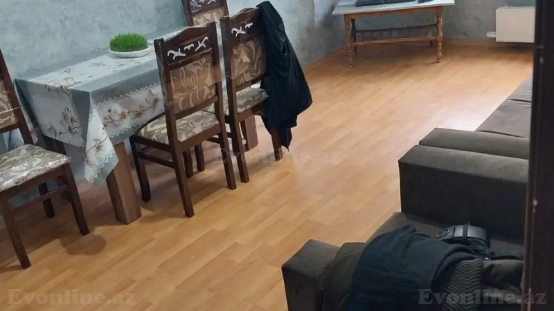 Kirayə verilir 2 otaqlı Mənzil Köhnə tikili 60 m² Əhmədli