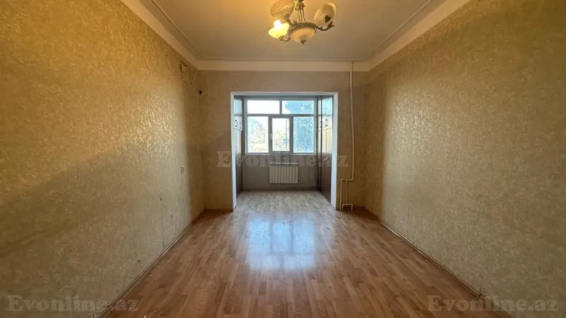 Satılır 3 otaqlı Mənzil Köhnə tikili 80 m² 7-ci mikrorayon