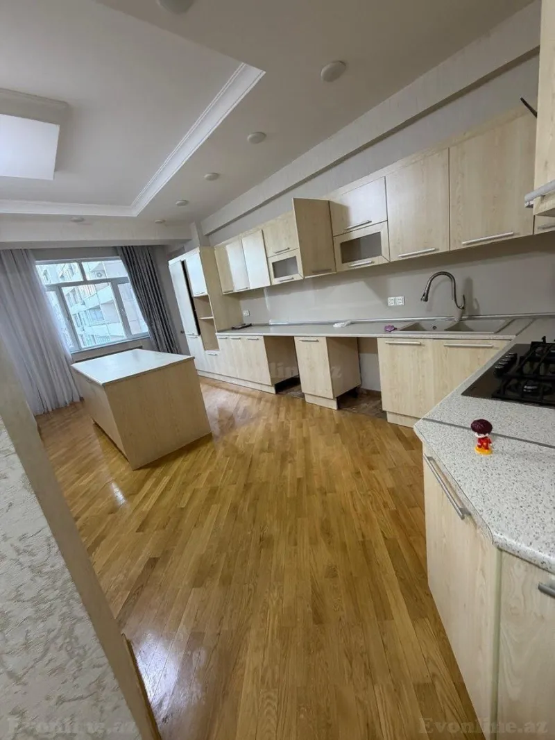 Kirayə verilir 4 otaqlı Mənzil Yeni tikili 216 m² 9-cu mikrorayon - şəkil 4