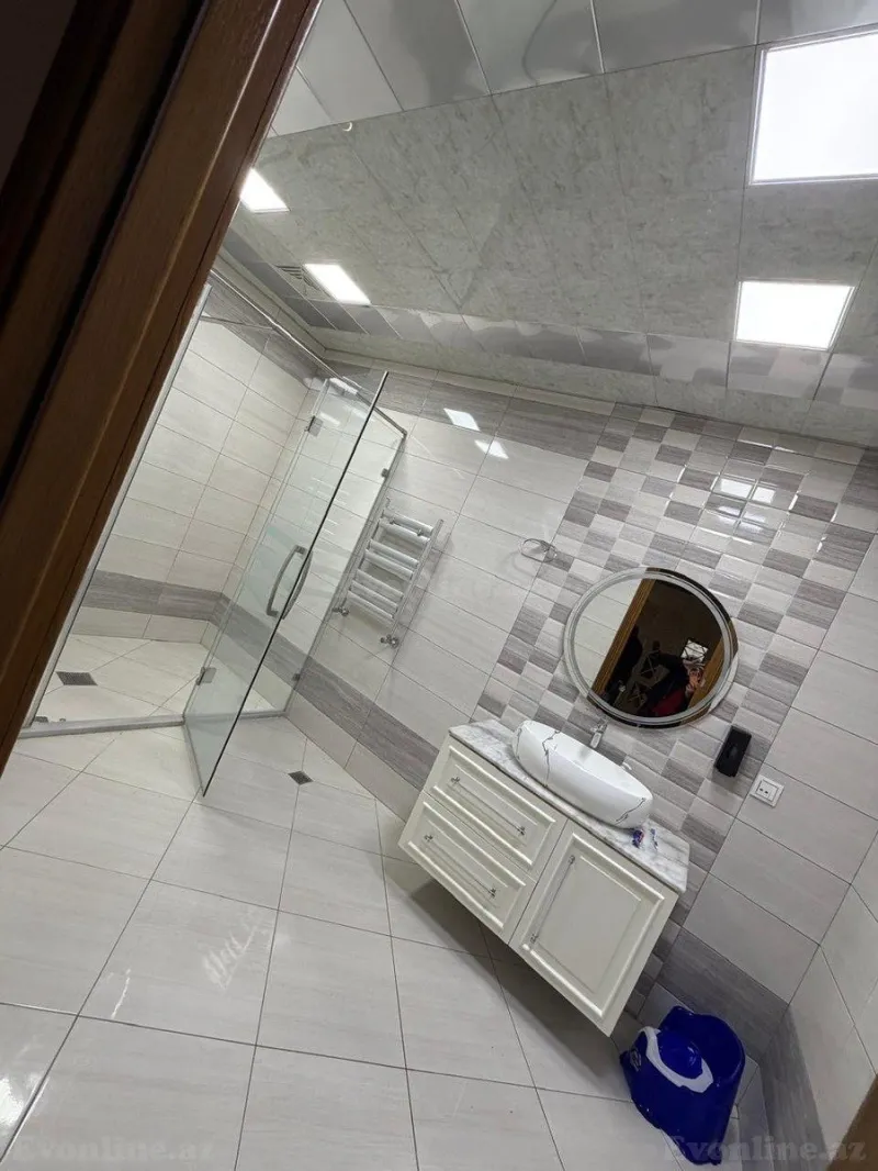 Kirayə verilir 4 otaqlı Mənzil Yeni tikili 216 m² 9-cu mikrorayon - şəkil 6