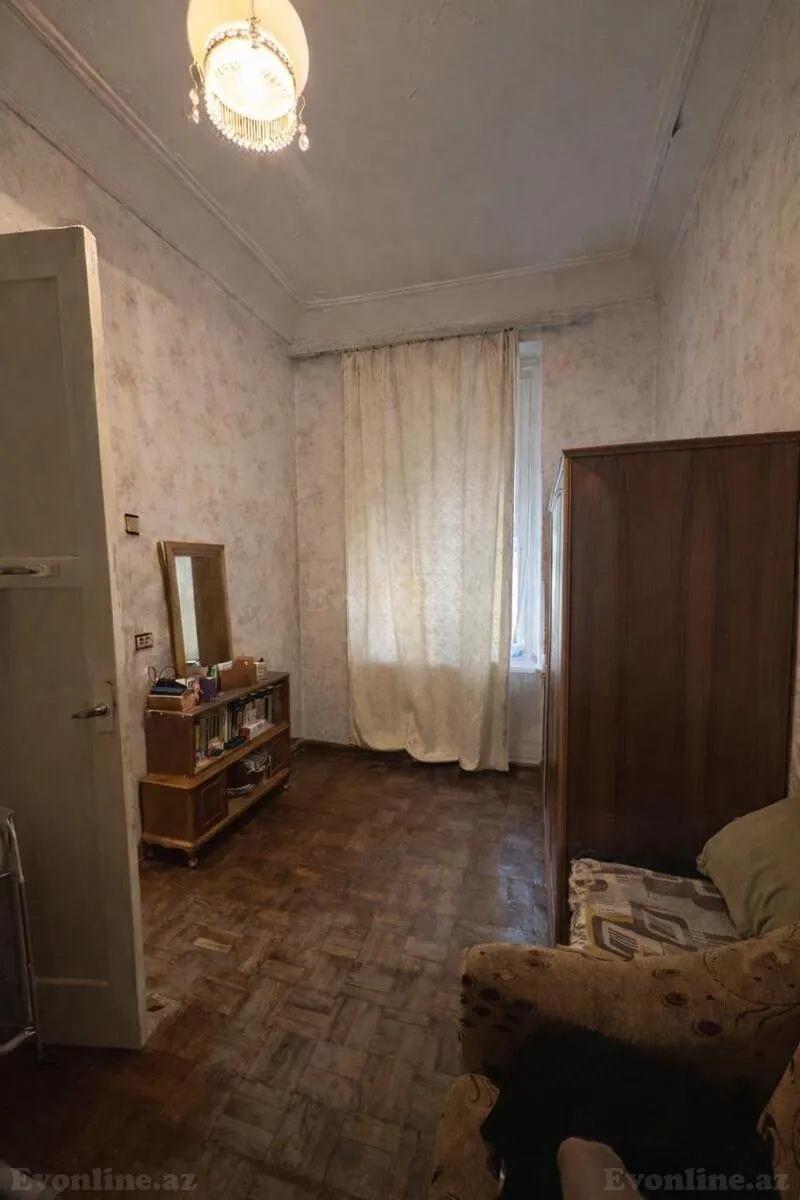 Satılır 3 otaqlı Mənzil Köhnə tikili 70 m² 28 May m. - şəkil 7
