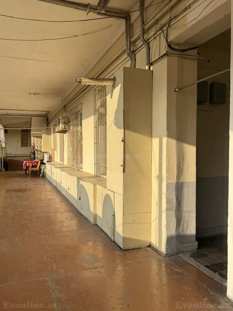 Satılır 3 otaqlı Mənzil Köhnə tikili 70 m² 28 May m. - şəkil 9