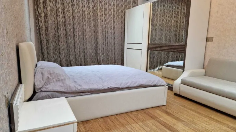 Kirayə verilir 4 otaqlı Mənzil Yeni tikili 185 m² 28 May m. - şəkil 23