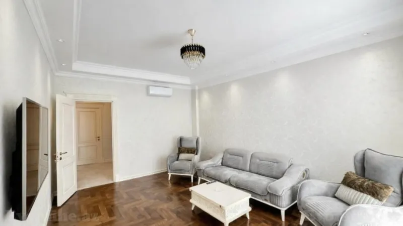 Kirayə verilir 2 otaqlı Mənzil Yeni tikili 90 m² Xətai m. - şəkil 3