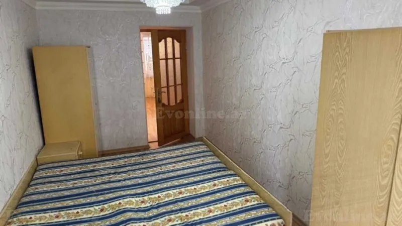 Kirayə verilir 3 otaqlı Mənzil Köhnə tikili 70 m² İnşaatçılar m. - şəkil 11