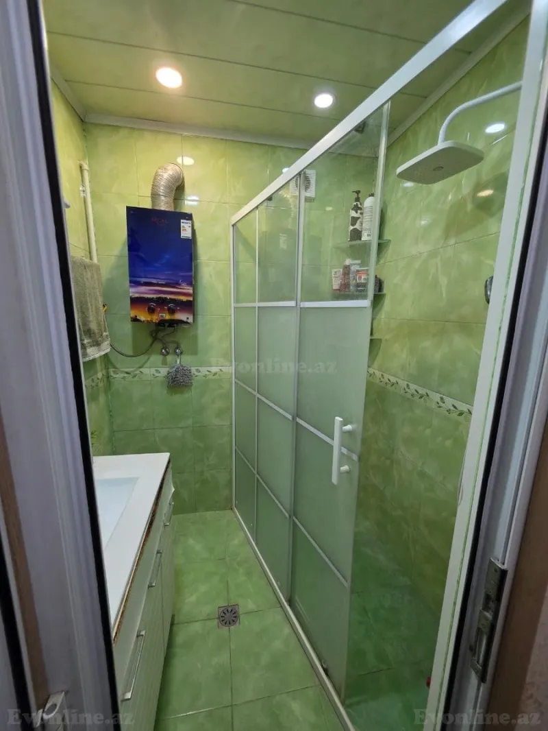 Satılır 4 otaqlı Mənzil Köhnə tikili 115 m² Binəqədi r. - şəkil 23