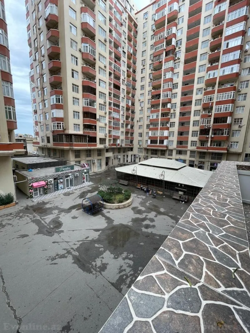 Satılır 3 otaqlı Mənzil Yeni tikili 120 m² Neftçilər m. - şəkil 17