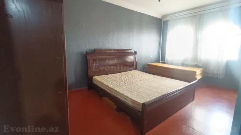 Kirayə verilir 3 otaqlı Mənzil Köhnə tikili 85 m² Yeni Yasamal