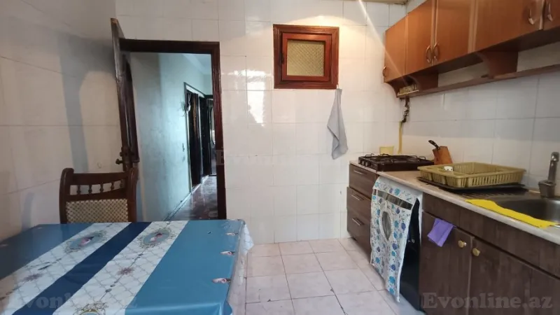 Kirayə verilir 3 otaqlı Mənzil Köhnə tikili 85 m² Yeni Yasamal - şəkil 12