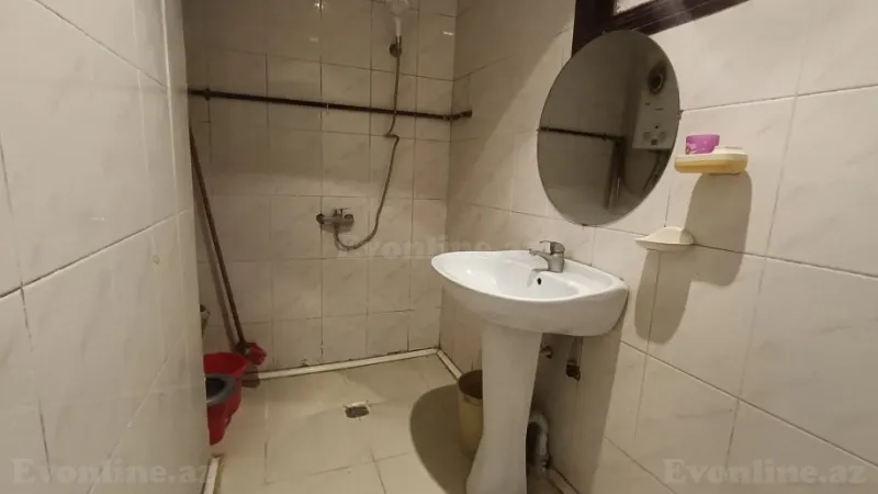 Kirayə verilir 3 otaqlı Mənzil Köhnə tikili 85 m² Yeni Yasamal - şəkil 13