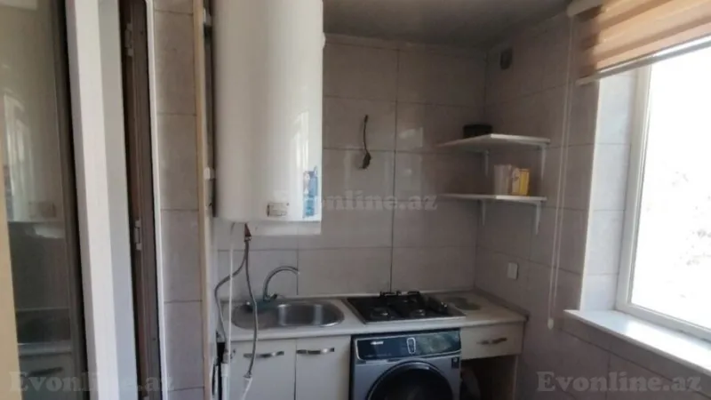 Kirayə verilir 2 otaqlı Mənzil Köhnə tikili 40 m² Neftçilər m. - şəkil 5