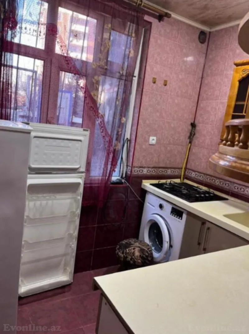 Kirayə verilir 2 otaqlı Mənzil Köhnə tikili 60 m² 4-cü mikrorayon