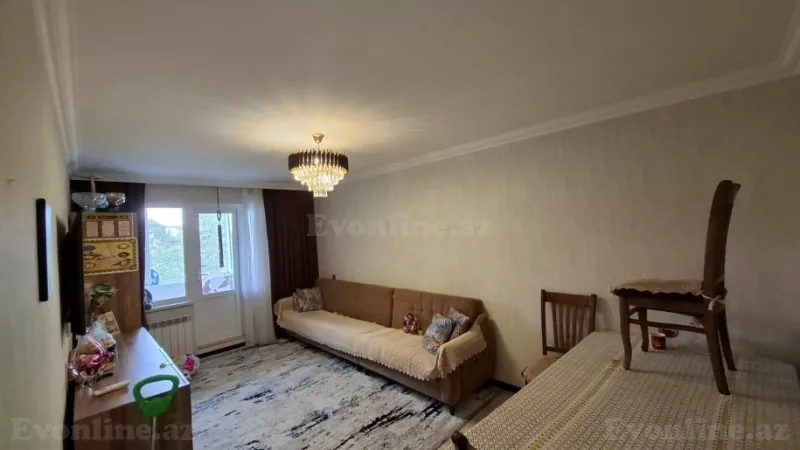 Satılır 3 otaqlı Mənzil Köhnə tikili 70 m² 8-ci kilometr