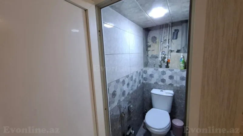 Satılır 3 otaqlı Mənzil Köhnə tikili 70 m² 8-ci kilometr - şəkil 5