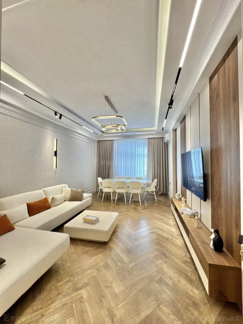 Satılır 3 otaqlı Mənzil Yeni tikili 120 m² Elmlər Akademiyası m.