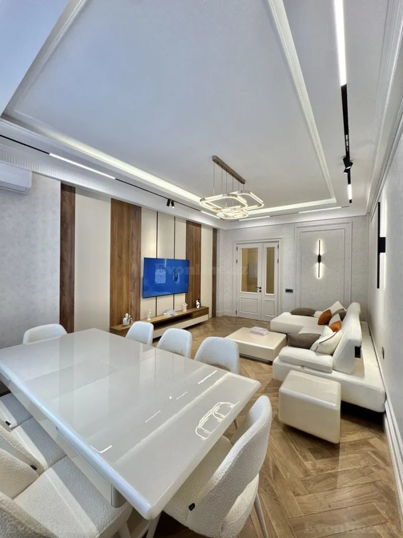 Satılır 3 otaqlı Mənzil Yeni tikili 120 m² Elmlər Akademiyası m. - şəkil 3