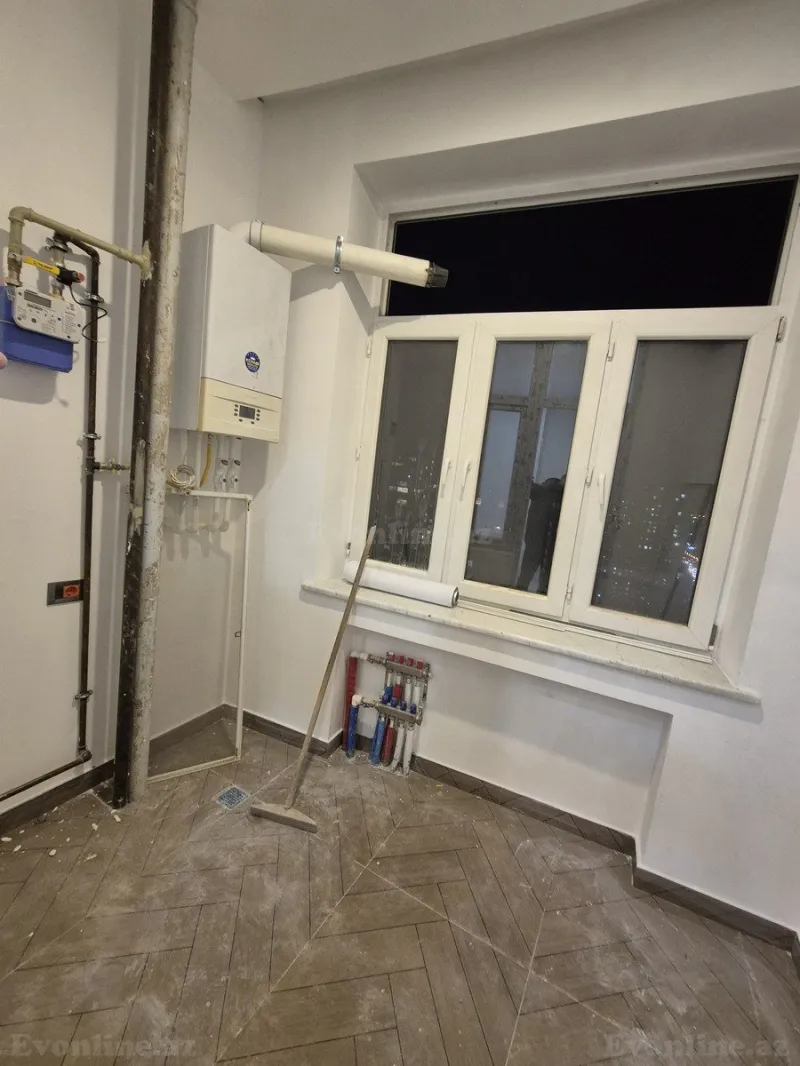 Satılır 3 otaqlı Mənzil Yeni tikili 100 m² Elmlər Akademiyası m. - şəkil 16