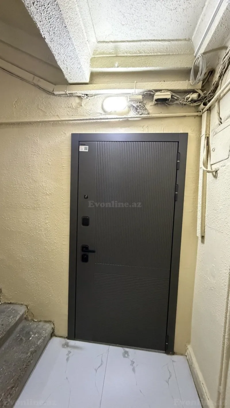 Satılır 3 otaqlı Mənzil Köhnə tikili 75 m² Gənclik m. - şəkil 26