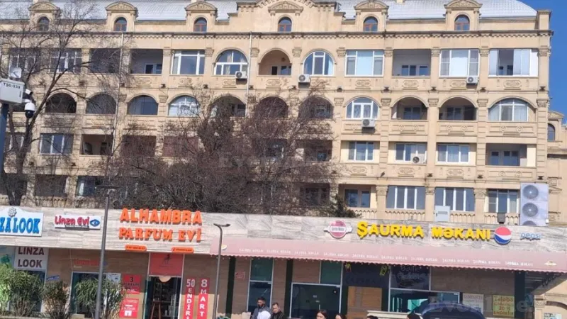 Satılır 3 otaqlı Mənzil Köhnə tikili 75 m² Gənclik m. - şəkil 29