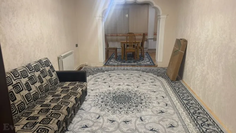 Kirayə verilir 3 otaqlı Mənzil Köhnə tikili 110 m² Nəriman Nərimanov m.