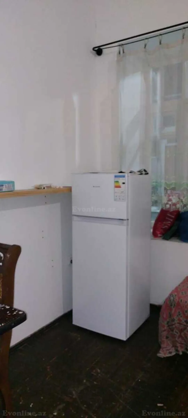 Kirayə verilir 4 otaqlı Mənzil Köhnə tikili 140 m² 28 May m. - şəkil 2