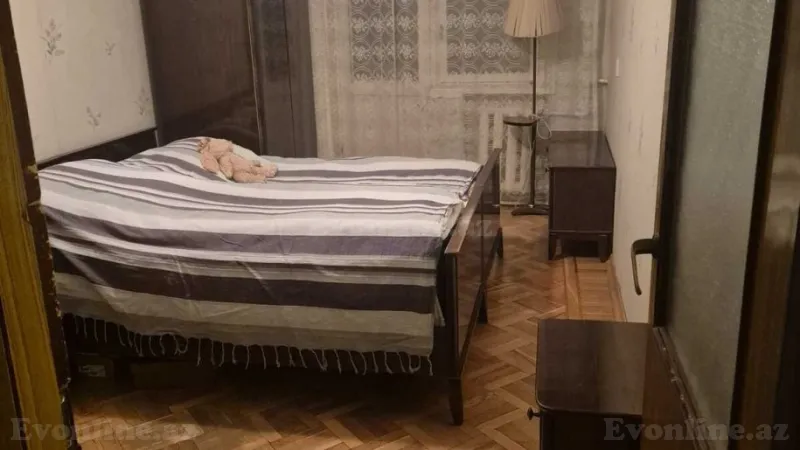 Satılır 3 otaqlı Mənzil Köhnə tikili 80 m² Əhmədli