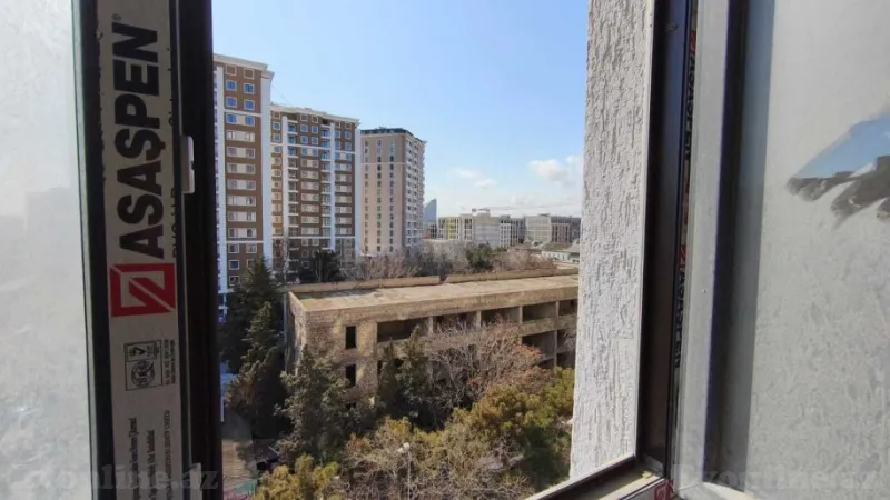 Satılır 3 otaqlı Mənzil Köhnə tikili 134 m² Nərimanov r.