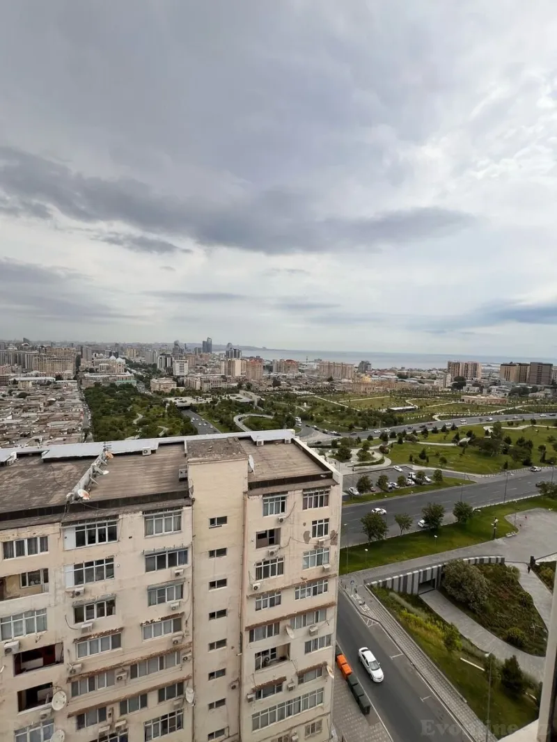 Satılır 4 otaqlı Mənzil Yeni tikili 195 m² Elmlər Akademiyası m. - şəkil 26