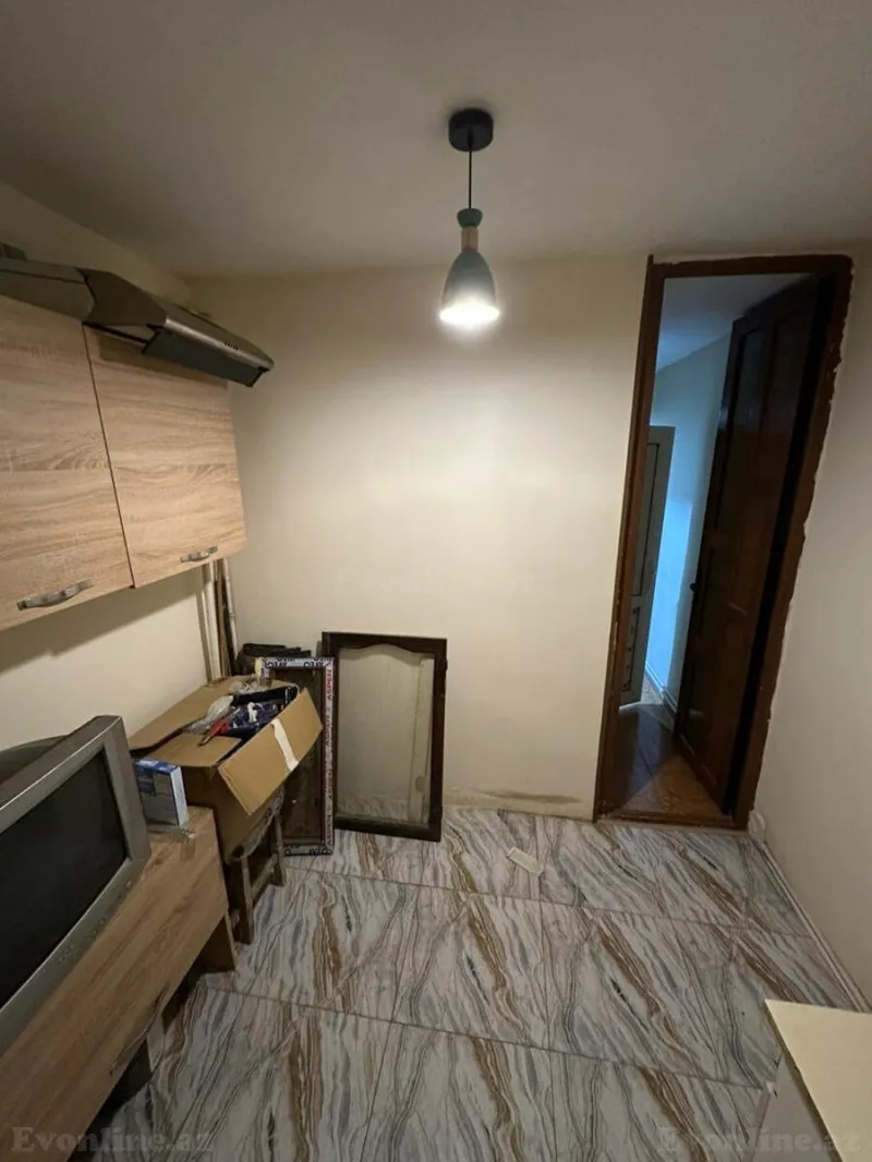 Satılır 1 otaqlı Mənzil Köhnə tikili 37 m² İnşaatçılar m. - şəkil 6