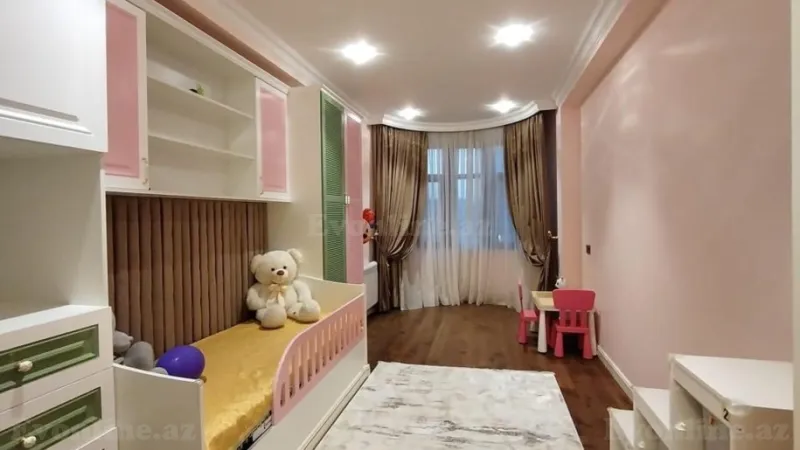 Satılır 4 otaqlı Mənzil Yeni tikili 155 m² Xətai m. - şəkil 21