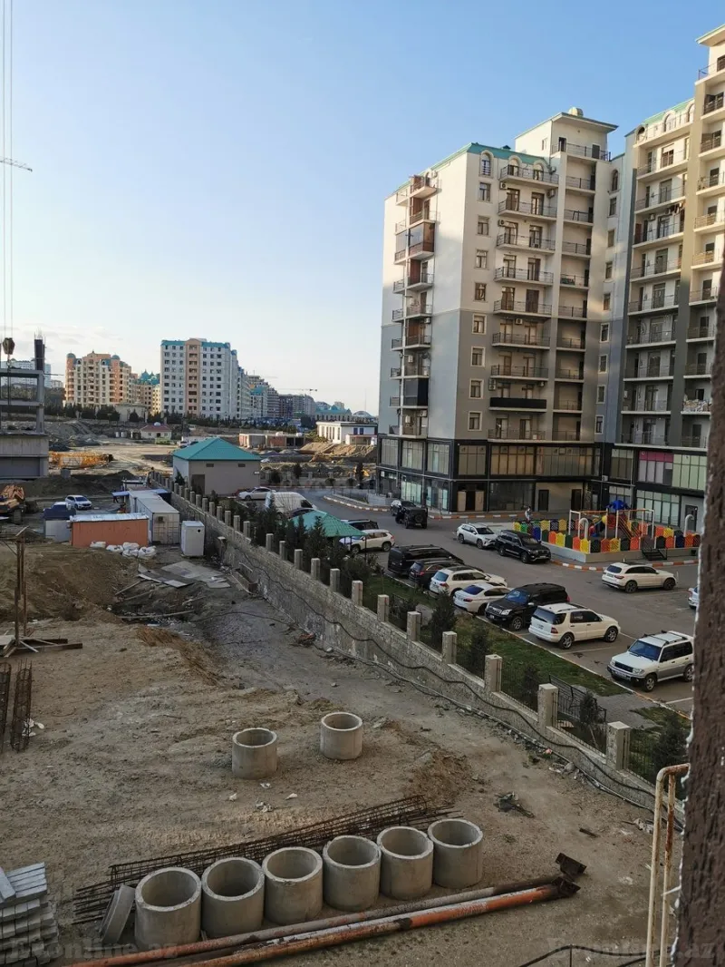 3 otaqlı Mənzil 97 m² Sumqayıt Kirayə verilir