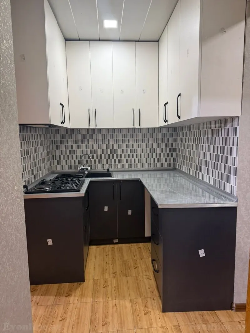 Satılır 2 otaqlı Mənzil Köhnə tikili 43 m² Sumqayıt - şəkil 2