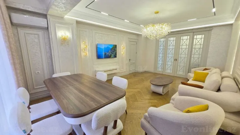 Satılır 4 otaqlı Mənzil Yeni tikili 170 m² 4-cü mikrorayon - şəkil 4