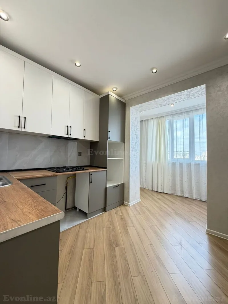 Satılır 3 otaqlı Mənzil Köhnə tikili 71 m² Əhmədli