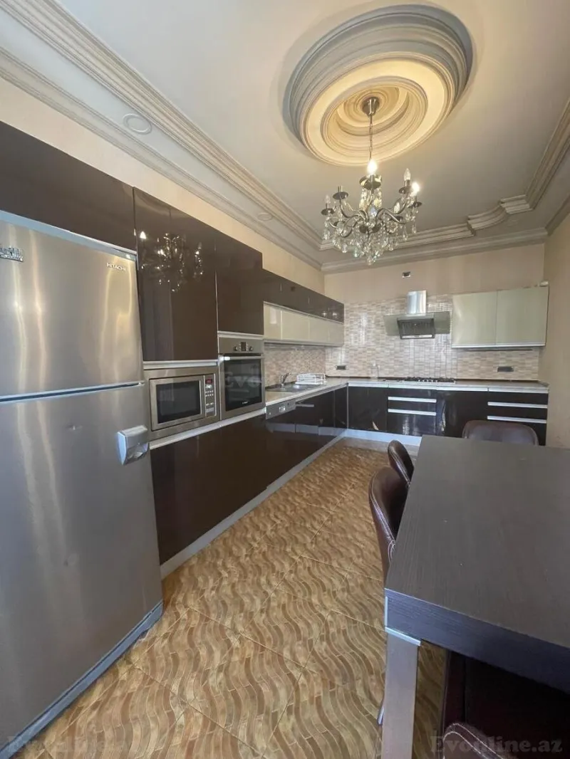 Satılır 4 otaqlı Mənzil Yeni tikili 250 m² Elmlər Akademiyası m. - şəkil 15