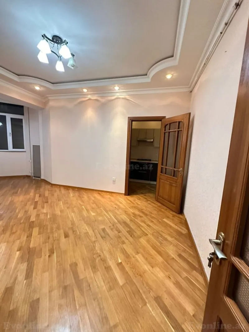 Satılır 3 otaqlı Mənzil Yeni tikili 60 m² 8 Noyabr m. - şəkil 3