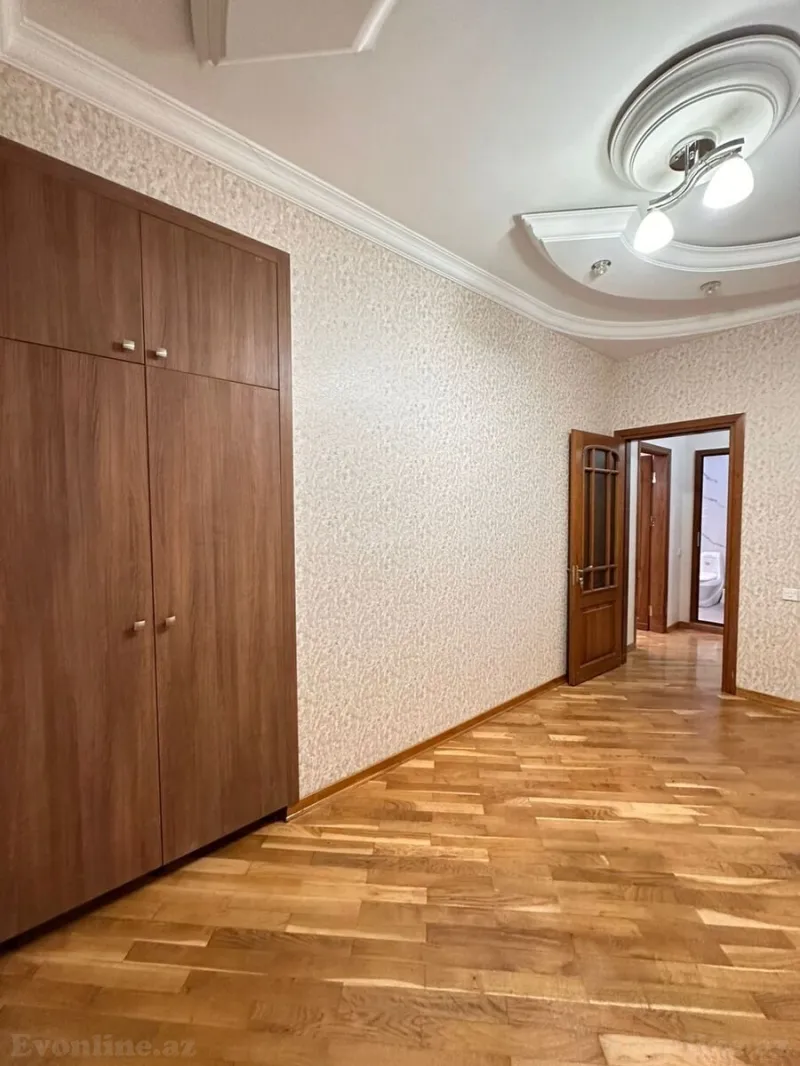 Satılır 3 otaqlı Mənzil Yeni tikili 60 m² 8 Noyabr m. - şəkil 6