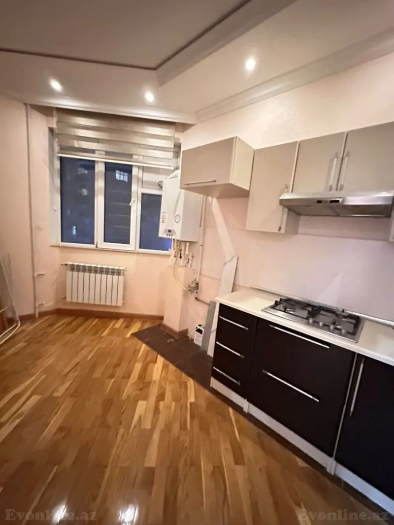 Satılır 3 otaqlı Mənzil Yeni tikili 60 m² 8 Noyabr m. - şəkil 8
