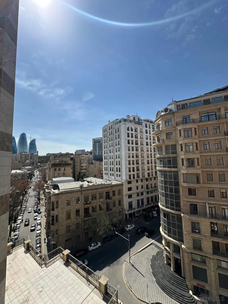 Satılır 5 otaqlı Mənzil Yeni tikili 210 m² İçərişəhər m. - şəkil 7